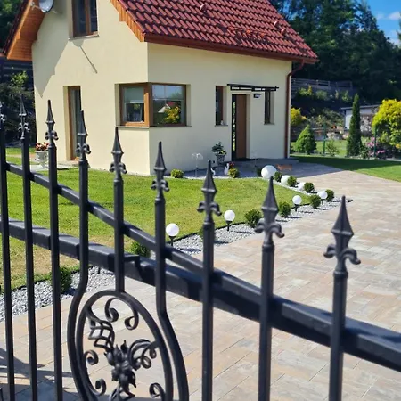 بيت للعطل Mala Izerka *